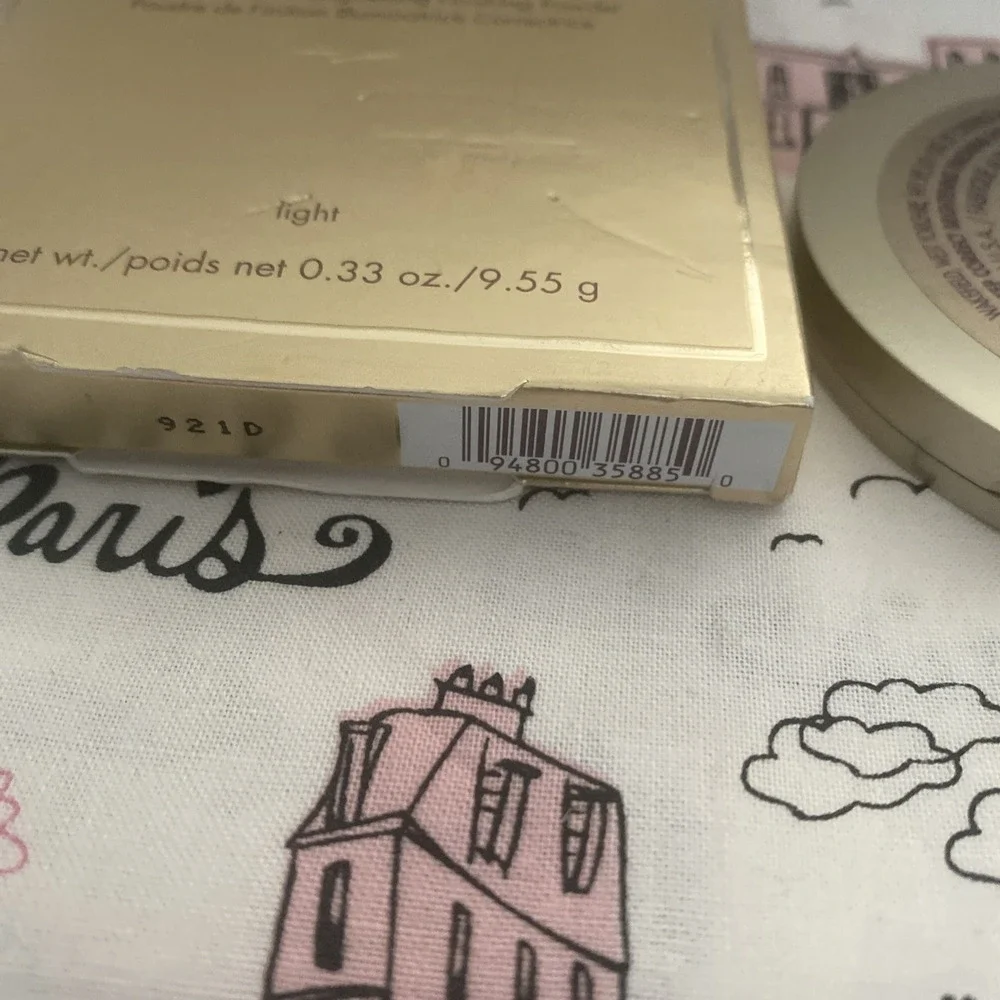 Stila - One Step Correct Brightening Finishing Powder - LIGHT - New In Box